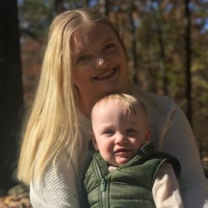 Meet your Posher, Whitney